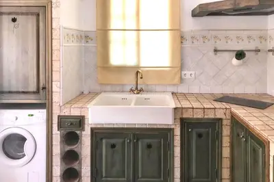 Una cocina o zona de cocina en Spacious Villa with Private Pool in Hornachuelos