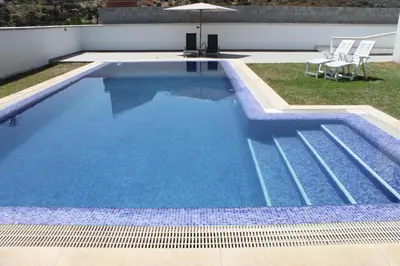 Piscina en o cerca de Villa Madodos con piscina privada, jacuzzi, barbacoa y chimenea