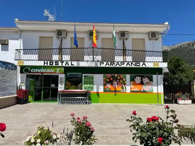 Edificio en el que se encuentra el hostal o pensión