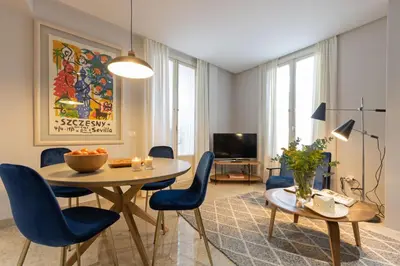 Zona de estar de Alkazar Gardens Old Town 6 pax
