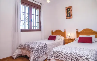Cama o camas de una habitación en Stunning Home In Iznájar With Wifi