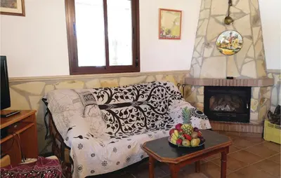 Zona de estar de Stunning Home In Olvera