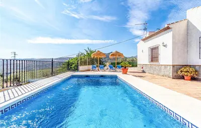 Piscina en o cerca de Nice Home In Periana With Kitchen