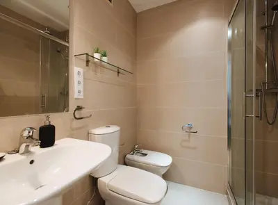 Un baño de Calatrava Suite Apartment
