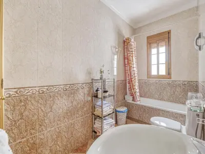 Un baño de Holiday Home Villanueva near Hiking Trails