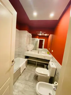 Un baño de Ritual Sevilla Suites Alameda 1