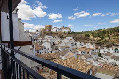 Vista general de Setenil de las Bodegas o vista desde la casa o chalet