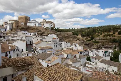 Vista general de Setenil de las Bodegas o vista desde la casa o chalet