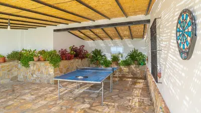 Instalaciones para jugar al ping pong en Casa La Sombra de la Parra Antequera - La Higuera by Ruralidays o alrededores