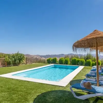 Casa La Sombra de la Parra Antequera - La Higuera by Ruralidays
