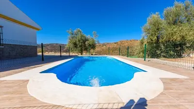 Piscina en o cerca de Casa La Molina Riogordo by Ruralidays