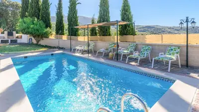 Piscina en o cerca de Casa de Paquita Montefrio by Ruralidays