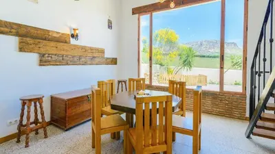 Un balcón o terraza de Casa Finca del Roble Antequera - La Higuera by Ruralidays