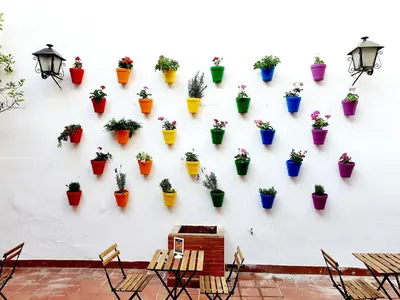 Un restaurante o sitio para comer en Arc House Córdoba Only Adults