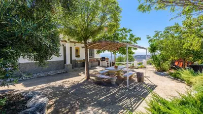 Jardín al aire libre en Casa La Choza de Mamuyo Montefrio by Ruralidays
