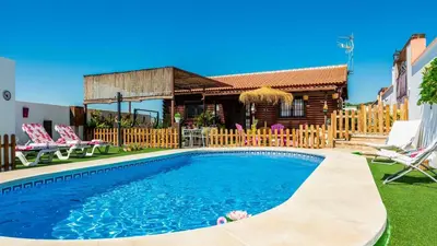 Piscina en o cerca de Casita de Madera Ardales by Ruralidays
