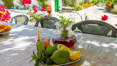 Comida en o cerca de esta villa