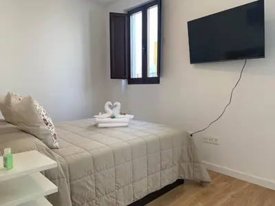 Una televisión o centro de entretenimiento en Remolars Sevilla