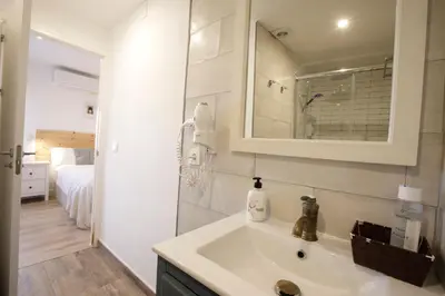 Un baño de La Trinidad Córdoba - GREAT LOCATION