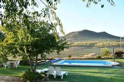 Vista general de una montaña o vista desde la casa o chalet