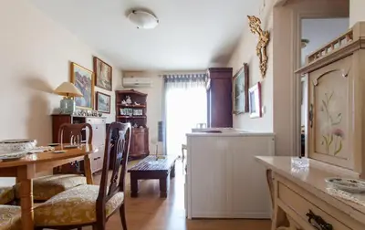 Una cocina o zona de cocina en Habitación piso compartido