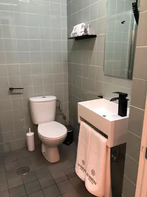 Un baño de EL ZAGUÁN DE LA JUDERÍA