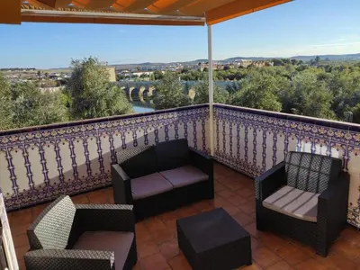 Un balcón o terraza de La terraza del Puente y Mezqt-Catedral