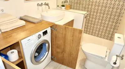 Un baño de Sevilla Alameda PG Apartamentos