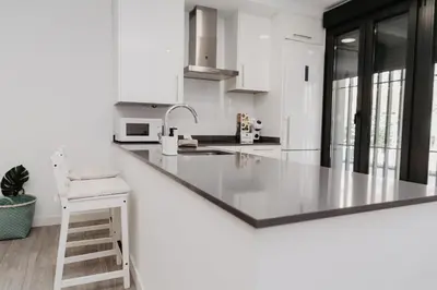 Una cocina o zona de cocina en Nuevo y cómodo loft junto a la Mezquita