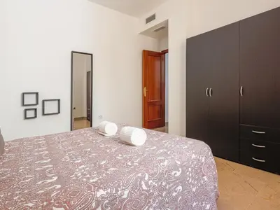 Cama o camas de una habitación en Alcalá del rio! 1 b