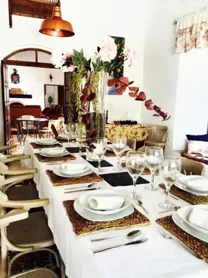 Comida en o cerca de esta villa