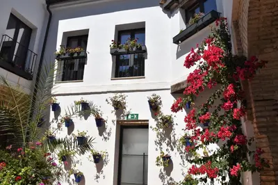 Edificio en el que se encuentra el apartamento