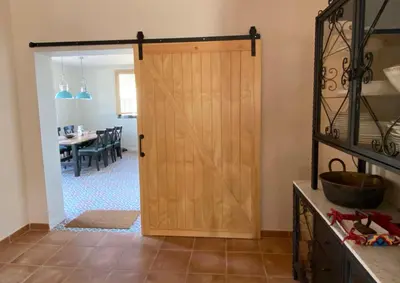 Una cocina o zona de cocina en Villa Guadaira, holiday house with pool in Seville southern Spain