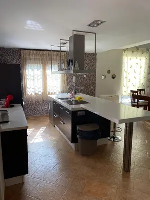 Una cocina o zona de cocina en EL ENREO JARAS -Urbanización Las Jaras Córdoba