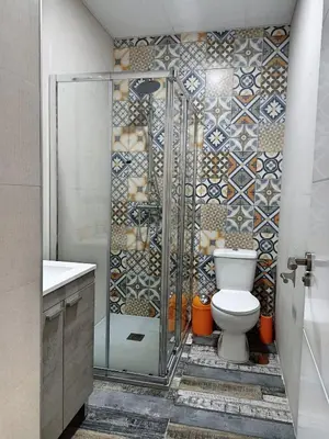 Un baño de Modernos Apartamentos en Ciudad Jardín Córdoba