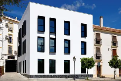 Edificio en el que se encuentra el apartahotel