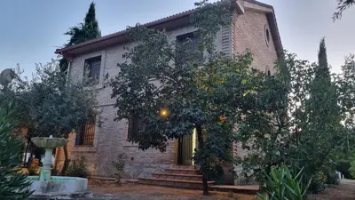 Jardín al aire libre en Aljubea, tu casa rural en Cordoba