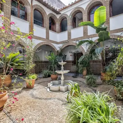 Casa con patio María Auxiliadora