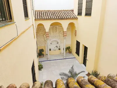 Plano de HomeySeville-Bright Apartment at Santa Cruz 4 pax, Parking Optional