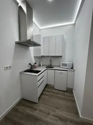 Una cocina o zona de cocina en Los Almendros - Free Parking