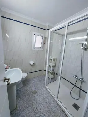 Un baño de Sol Centro Apartment B