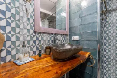 Un baño de La Cupula de Gran Capitan
