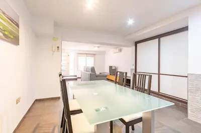 Plano de Alhondiga Oasis Suite by Valcambre
