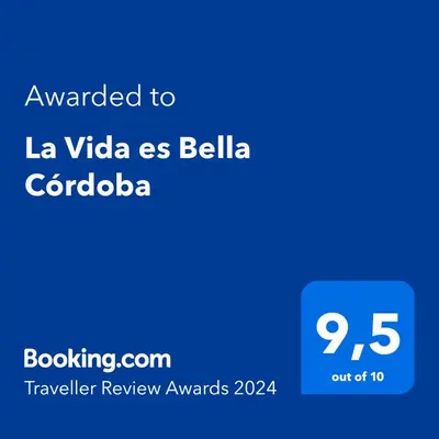 Certificado, premio, señal o documento que está expuesto en La Vida es Bella Córdoba