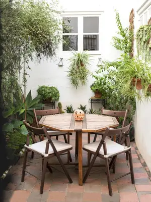 Jardín al aire libre en Casa Miraflores