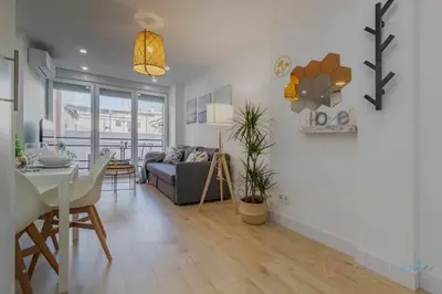 Zona de estar de Apartamento 2 en Estadio Sevilla, 6 plazas y metro