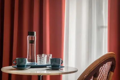 Utensilios para hacer té y café en BYPILLOW Residence Abril