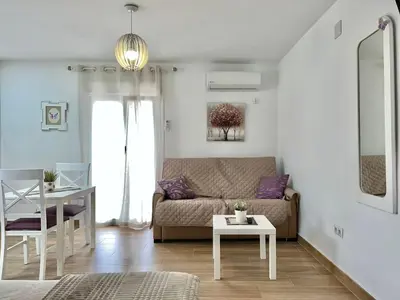 Zona de estar de APARTAMENTO , LOFT BOBASTRO CErCA DEL CAMINITO DEL REY ARDALES