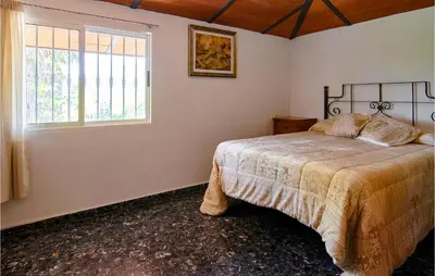 Cama o camas de una habitación en Cozy Home In Doña Mencía With Wifi