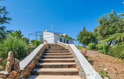 Plano de Awesome Home In Constantina With Wifi